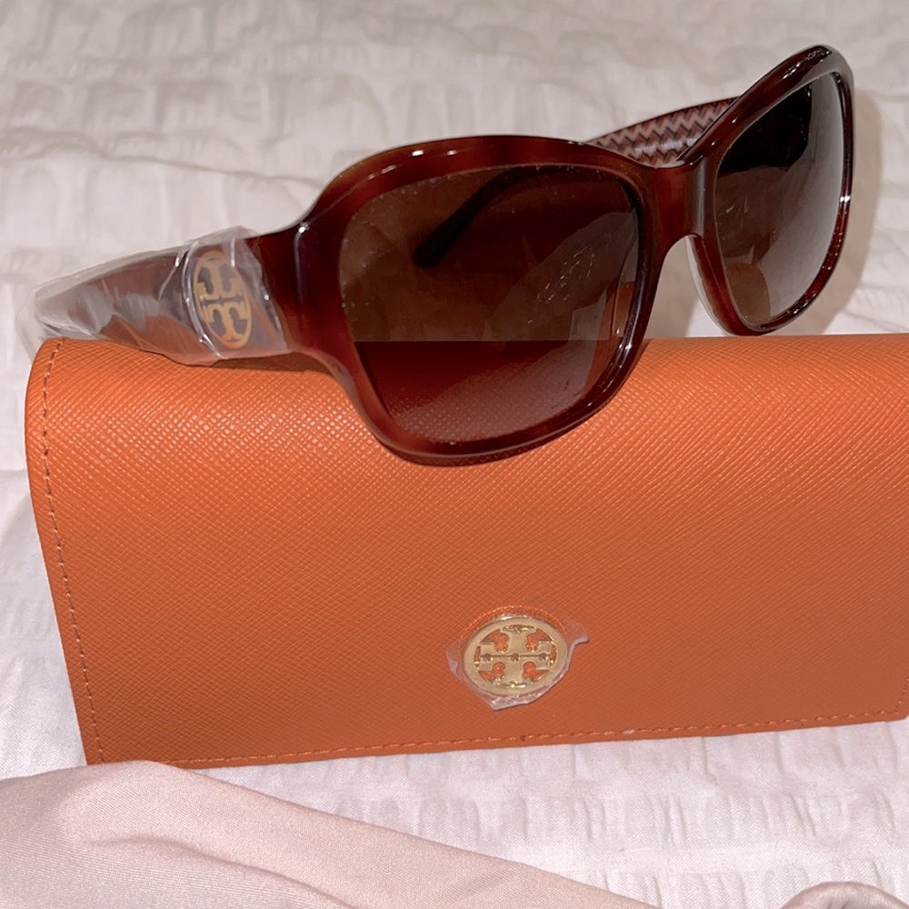 Brand New Brown Tory Burch Sunglasses - Brand New
